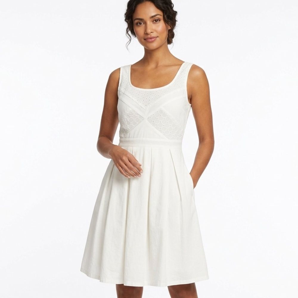 American Eagle Elegant Fit-Flare Eyelet‎ Dress Size 0